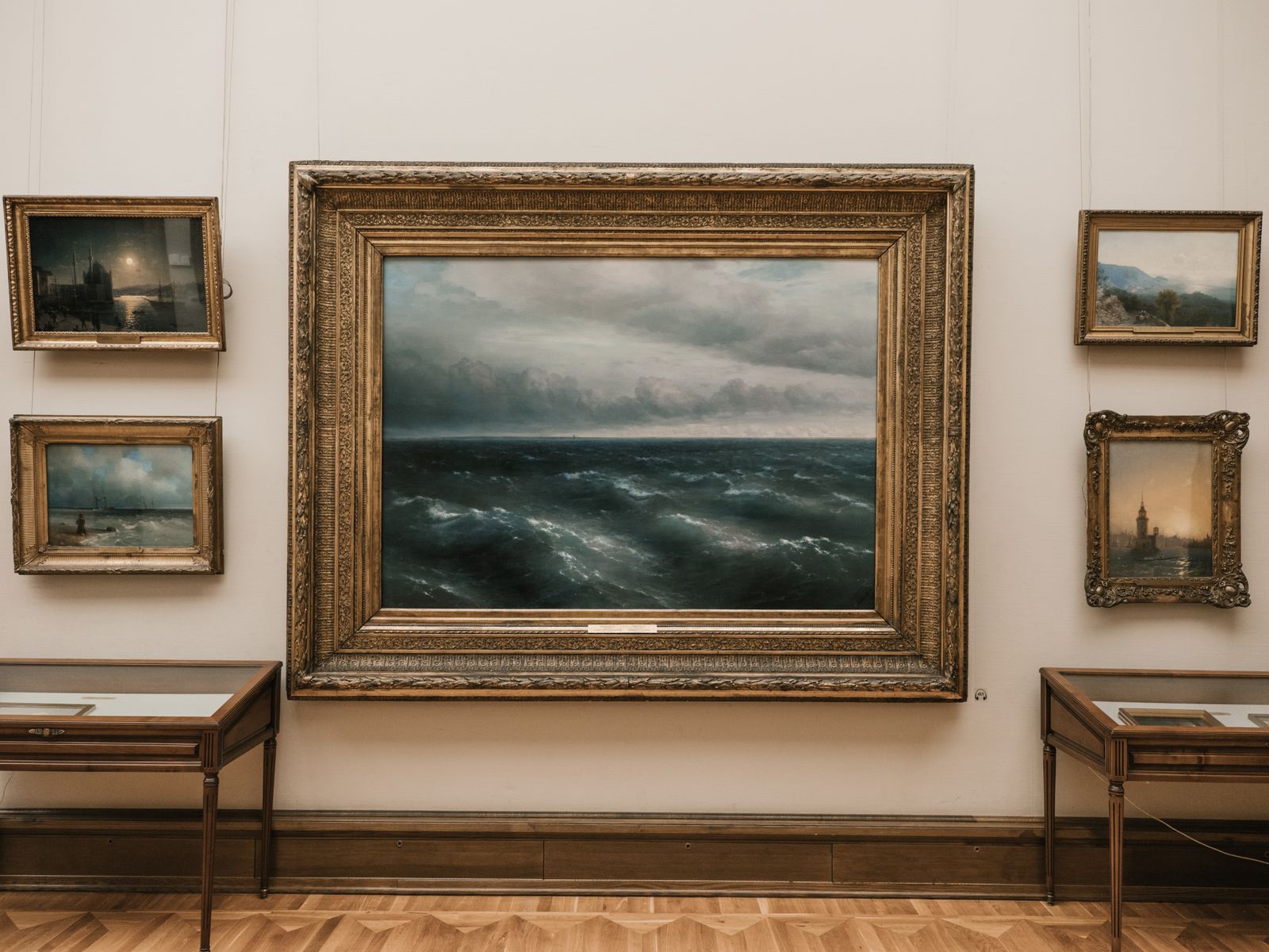 Fine Art & White-Glove Handling